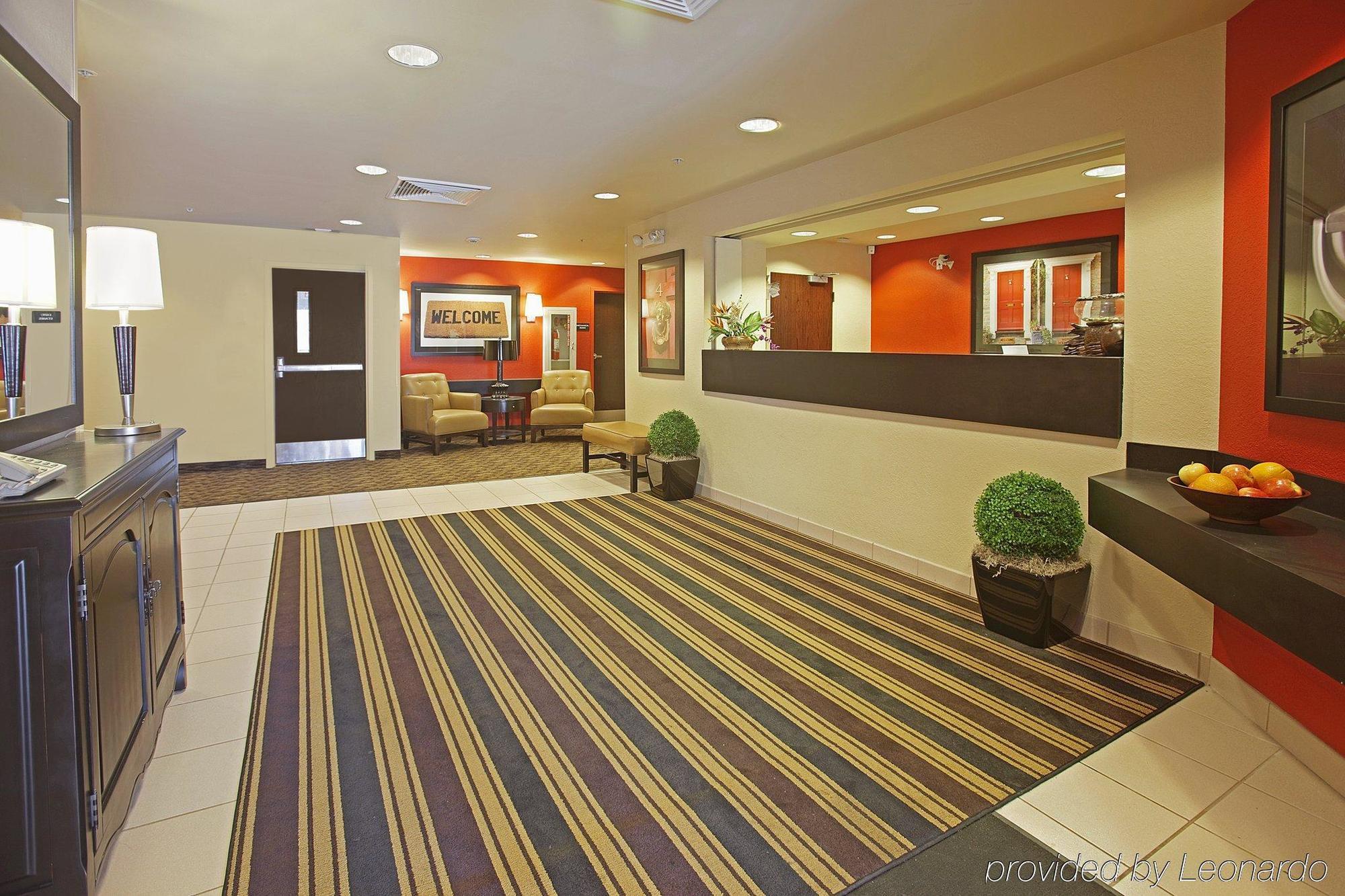 Extended Stay America Suites - Long Island - Bethpage Интериор снимка